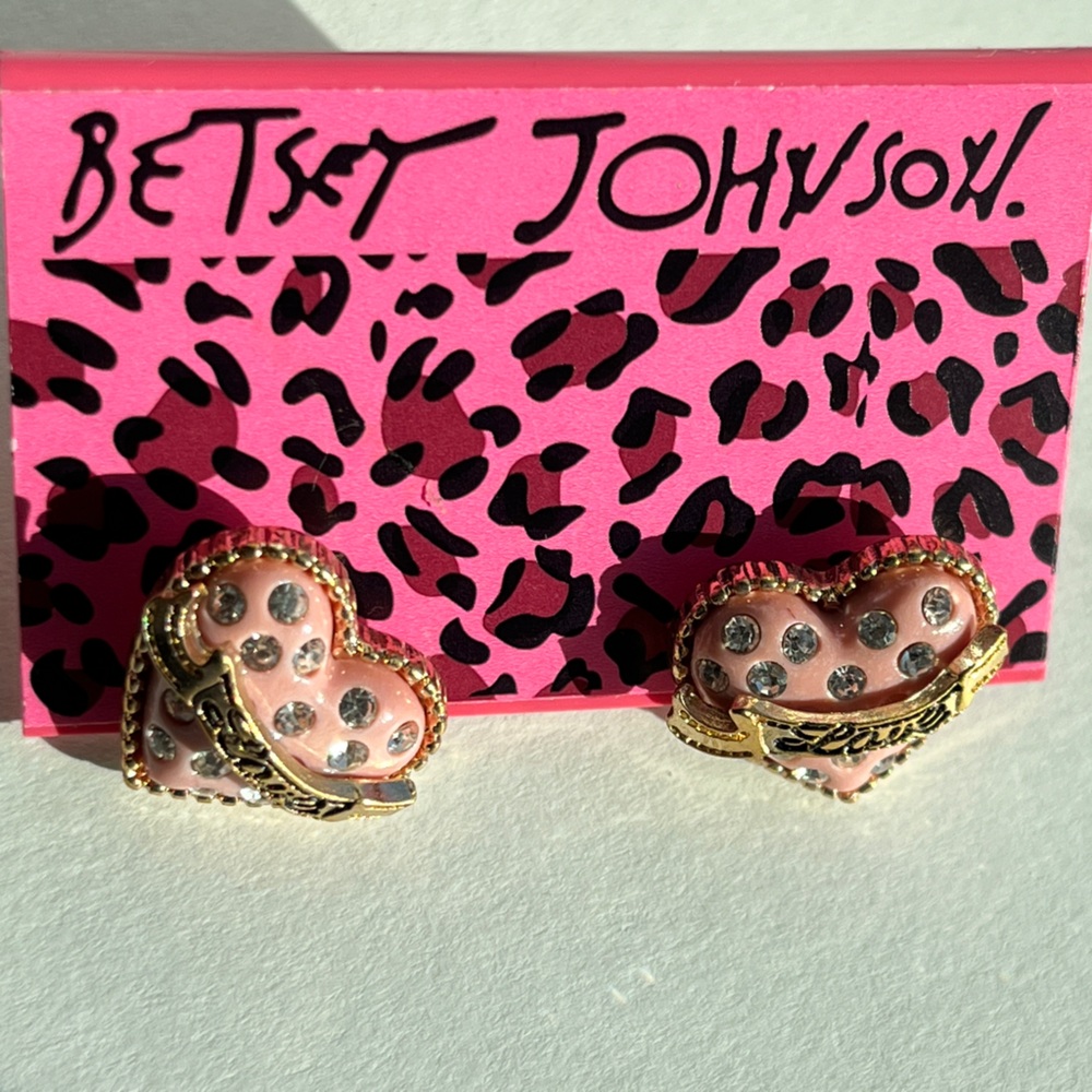 NWT Betsey Johnson Pink and Gold Heart Earrings